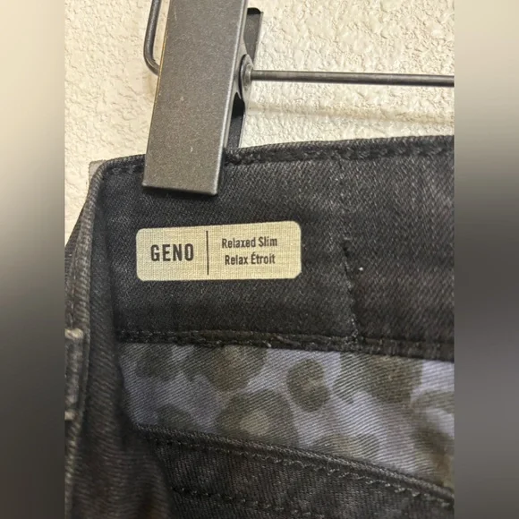 True Religion Geno Relaxed Slim Black Distressed Moto Jean Y2K Grunge Streetwear - Picture 9 of 13